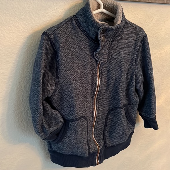 Jacket - Picture 4 of 4